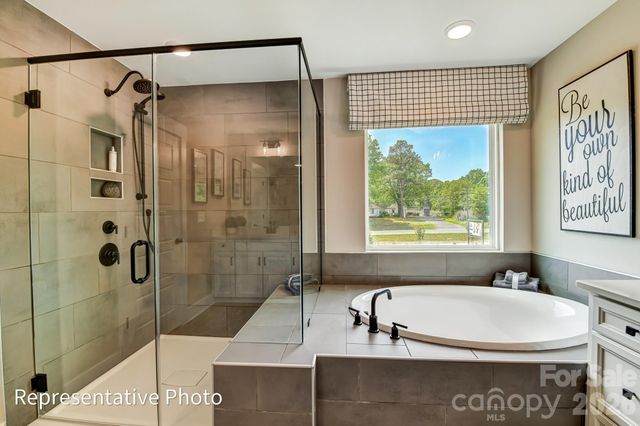 1312 Knob Creek Drive, Gastonia, NC 28054