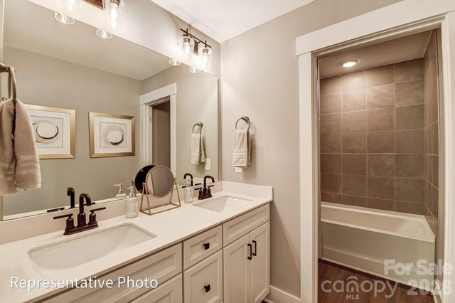 1312 Knob Creek Drive, Gastonia, NC 28054