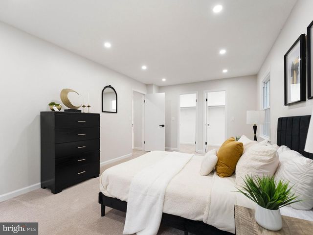 17 CARTY DR, Bordentown, NJ 08505