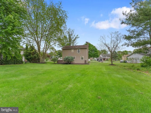 17 CARTY DR, Bordentown, NJ 08505