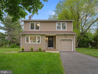 17 CARTY DR, Bordentown, NJ 08505