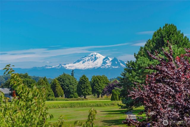 8255 Snohomish Road, Blaine, WA 98230