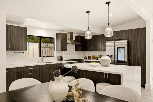 5741 Ostrom, Encino, CA 91316