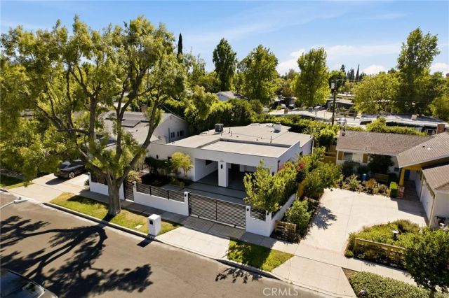 5741 Ostrom, Encino, CA 91316