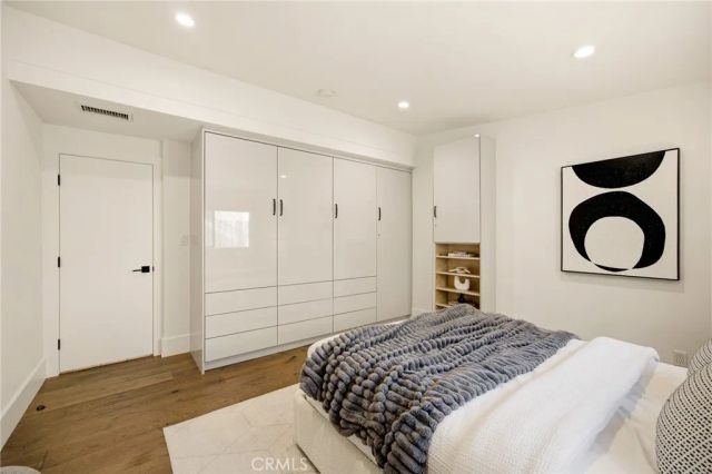 5741 Ostrom, Encino, CA 91316