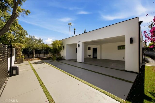 5741 Ostrom, Encino, CA 91316