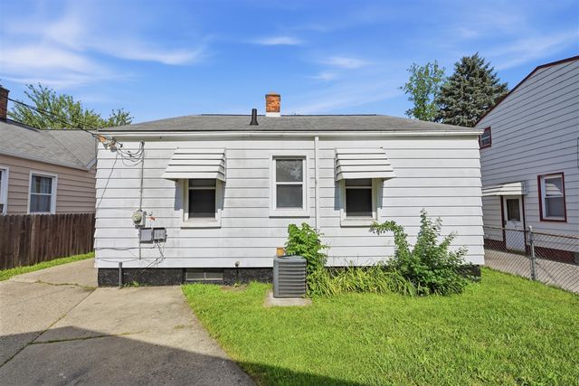 20435 Norborne, Redford, MI 48240