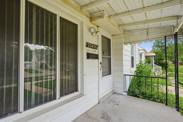 20435 Norborne, Redford, MI 48240