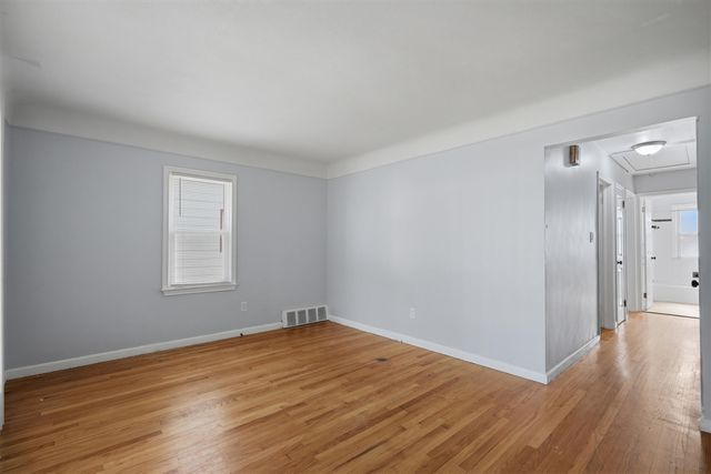 20435 Norborne, Redford, MI 48240