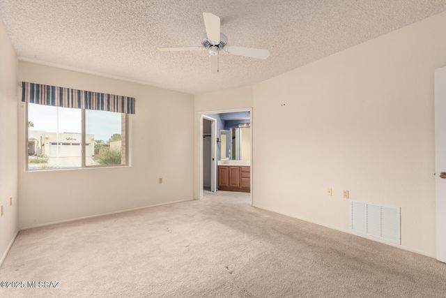 731 W Rio Moctezuma, Green Valley, AZ 85614