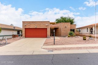 731 W Rio Moctezuma, Green Valley, AZ 85614