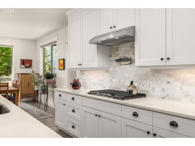 12357 HAMPTON Dr, Oregon City, OR 97045