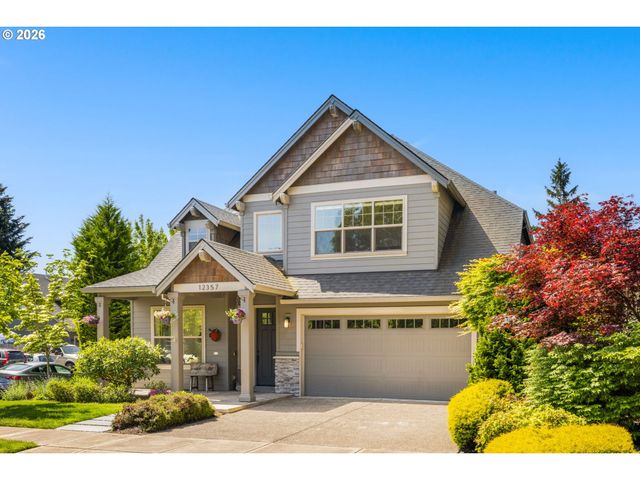 12357 HAMPTON Dr, Oregon City, OR 97045