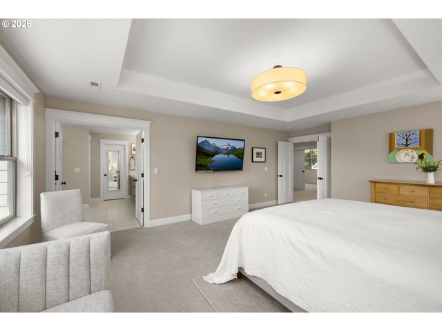 12357 HAMPTON Dr, Oregon City, OR 97045