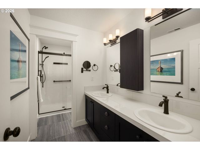 12357 HAMPTON Dr, Oregon City, OR 97045