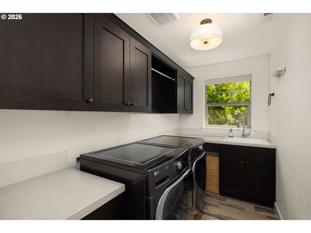 12357 HAMPTON Dr, Oregon City, OR 97045