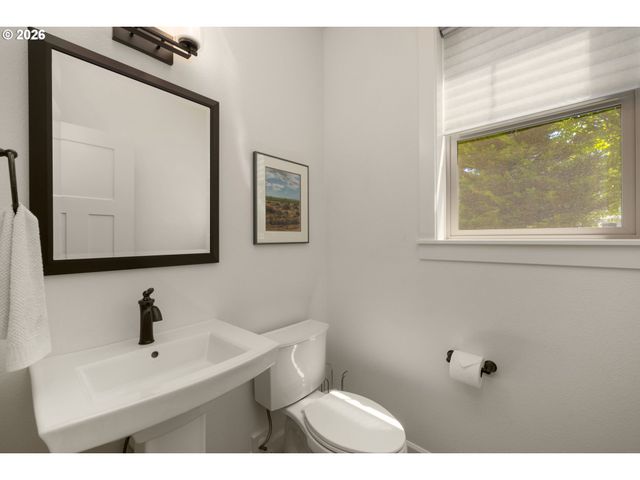 12357 HAMPTON Dr, Oregon City, OR 97045