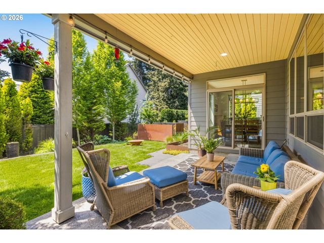 12357 HAMPTON Dr, Oregon City, OR 97045