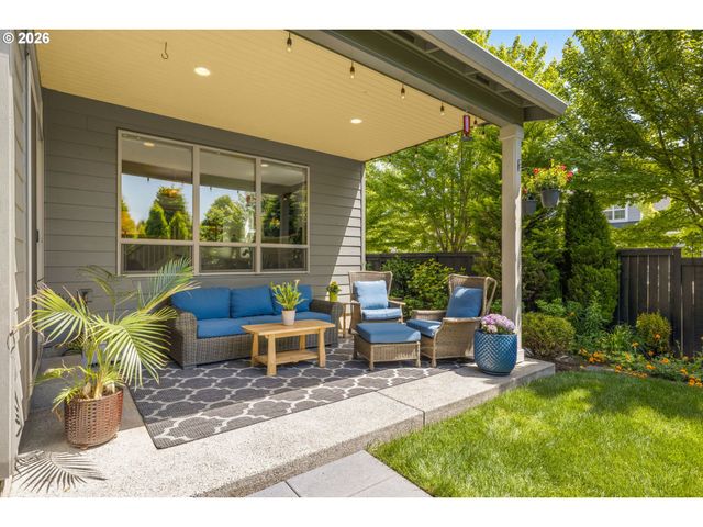 12357 HAMPTON Dr, Oregon City, OR 97045