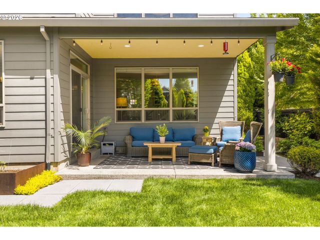 12357 HAMPTON Dr, Oregon City, OR 97045