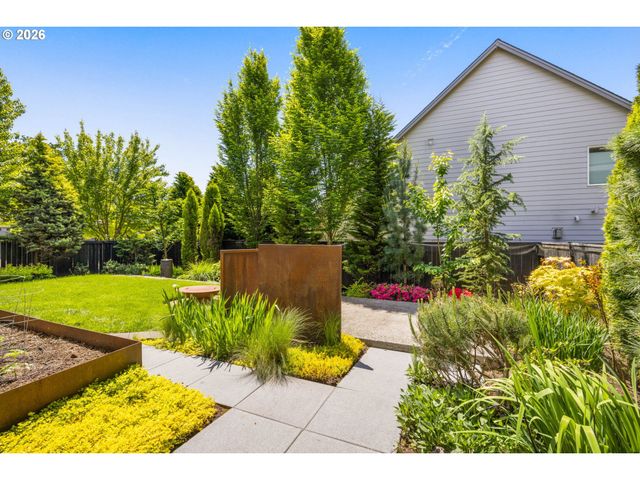 12357 HAMPTON Dr, Oregon City, OR 97045