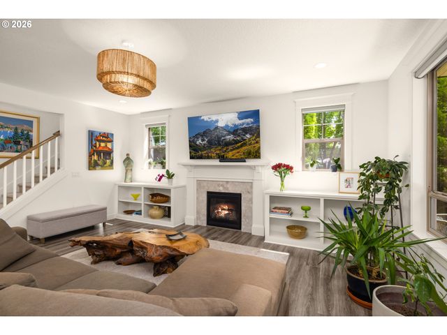 12357 HAMPTON Dr, Oregon City, OR 97045
