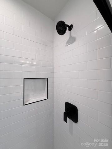 205 Queens Court, Gastonia, NC 28052