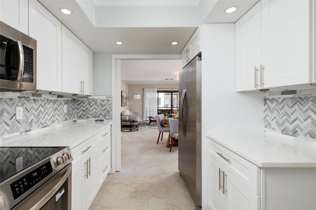 2480 PELICAN COURT 103R, Clearwater, FL 33762