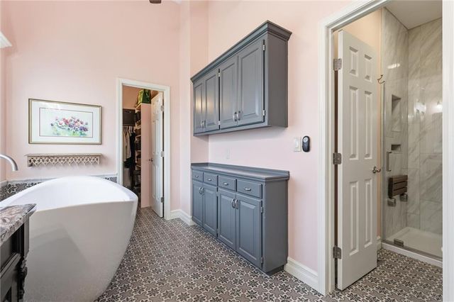 7875 W 118th Place, Overland Park, KS 66210