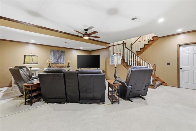 7875 W 118th Place, Overland Park, KS 66210