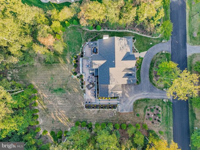 927 HEATHERFIELD LN, Millersville, MD 21108