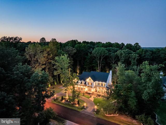 927 HEATHERFIELD LN, Millersville, MD 21108