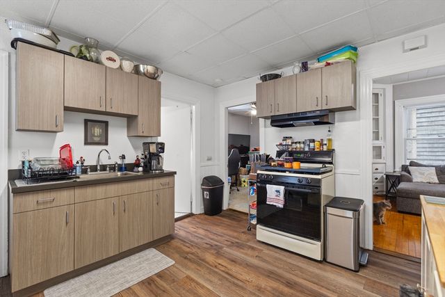 48 Ridge Street, Fall River, MA 02721