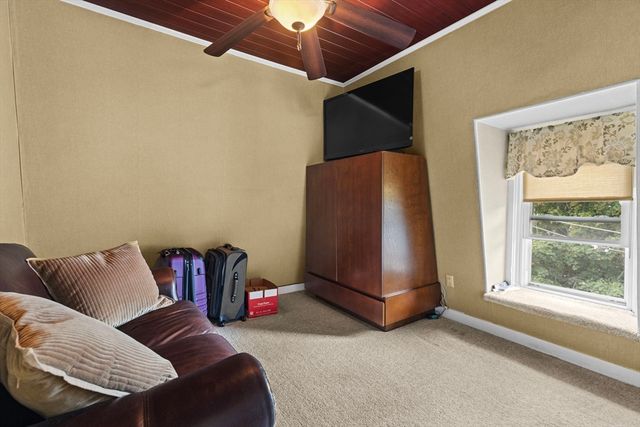 48 Ridge Street, Fall River, MA 02721