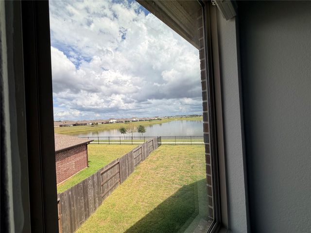 4230 Midnight Marble Drive, Baytown, TX 77521