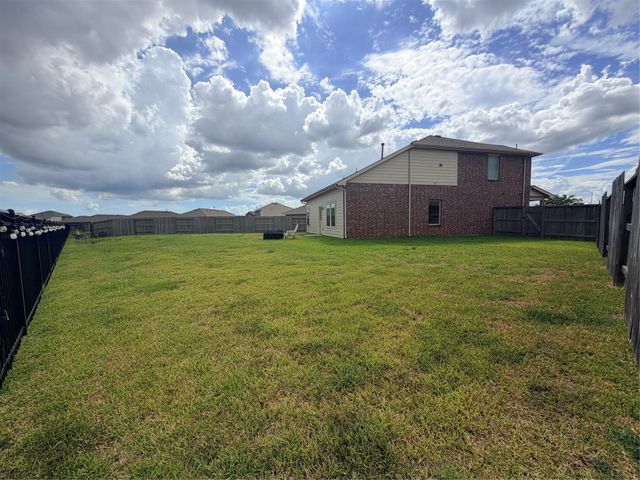 4230 Midnight Marble Drive, Baytown, TX 77521
