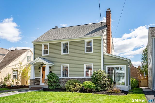 30 Grennan Road, West Hartford, CT 06107