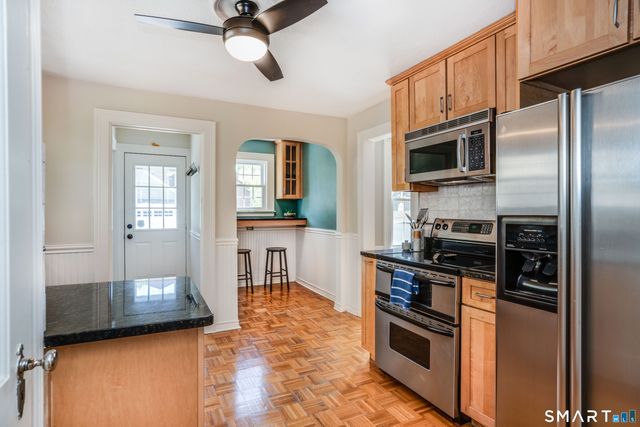 30 Grennan Road, West Hartford, CT 06107