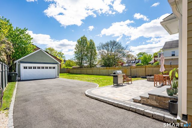 30 Grennan Road, West Hartford, CT 06107