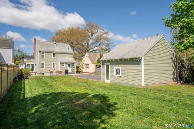30 Grennan Road, West Hartford, CT 06107