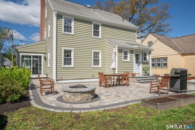 30 Grennan Road, West Hartford, CT 06107