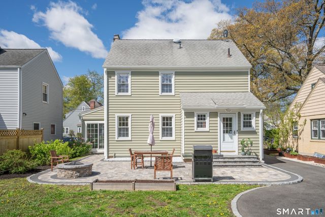 30 Grennan Road, West Hartford, CT 06107
