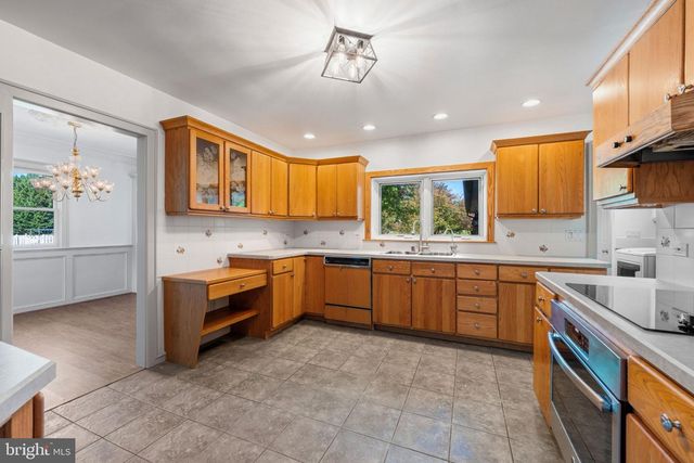 1011 BRISTOL RD, Southampton, PA 18966