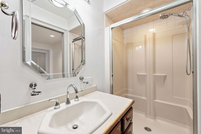 1011 BRISTOL RD, Southampton, PA 18966