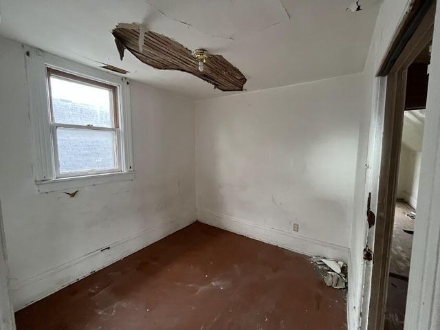 2863 N Dr William Finlayson STREET, Milwaukee, WI 53212