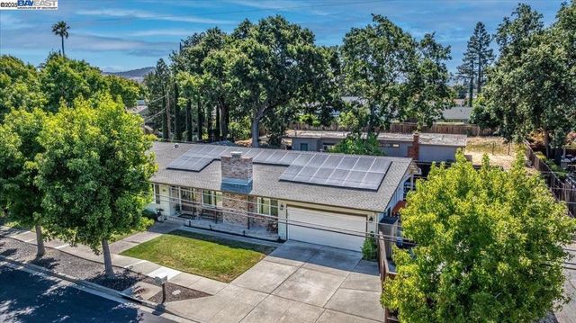 1766 Risdon Rd, Concord, CA 94518