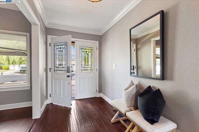 1766 Risdon Rd, Concord, CA 94518