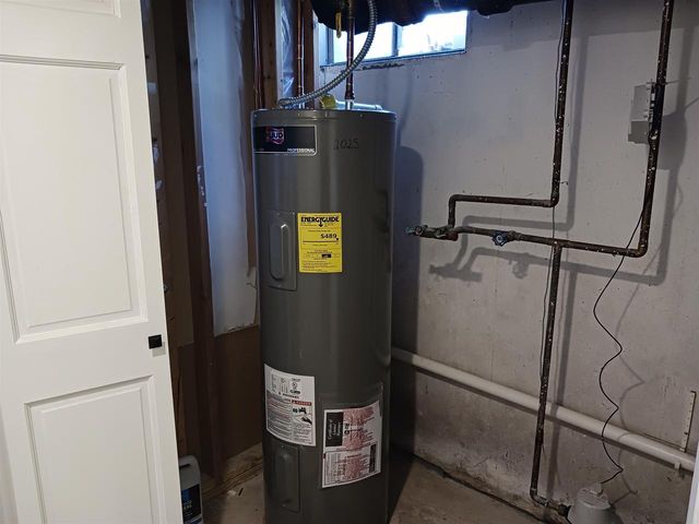 112 N 3rd Street, Evansville, WI 53536