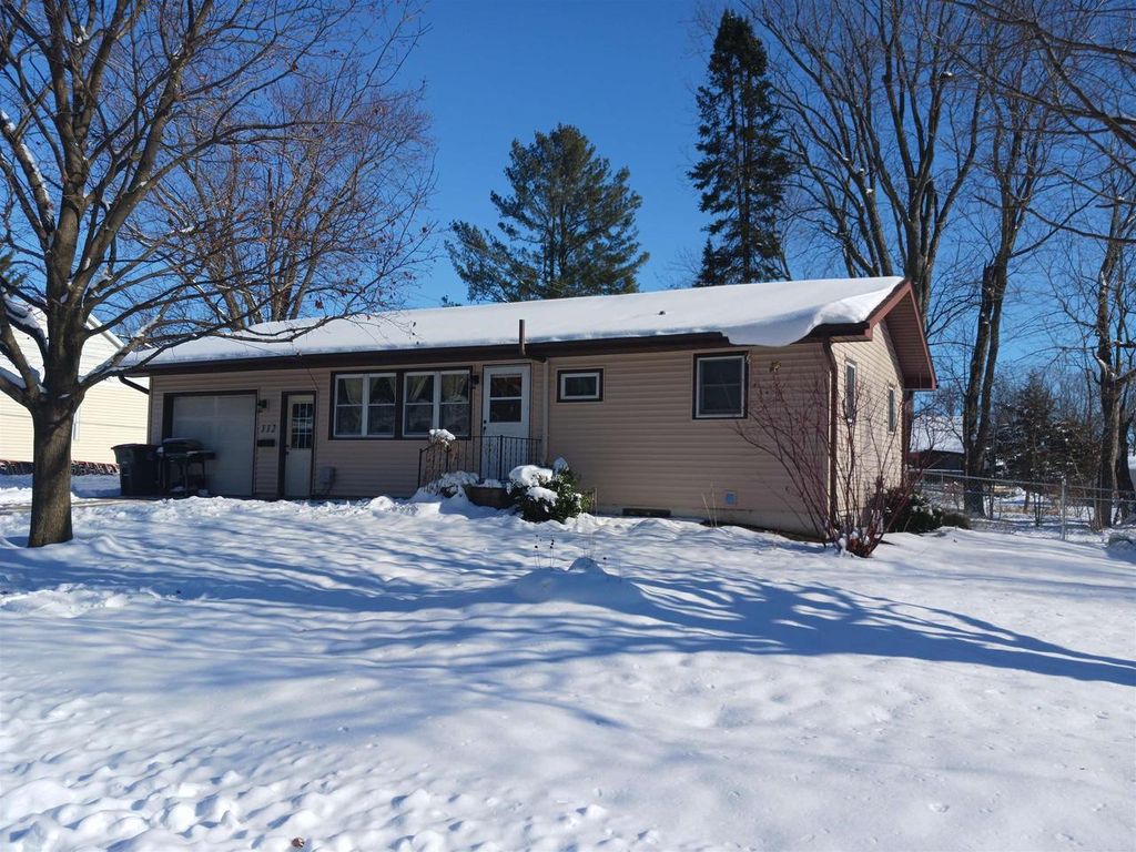 112 N 3rd Street, Evansville, WI 53536