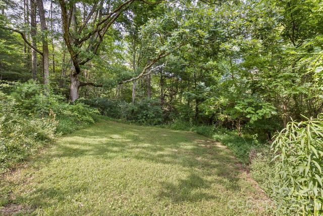 99999 Rocking Chair Lane, Leicester, NC 28748
